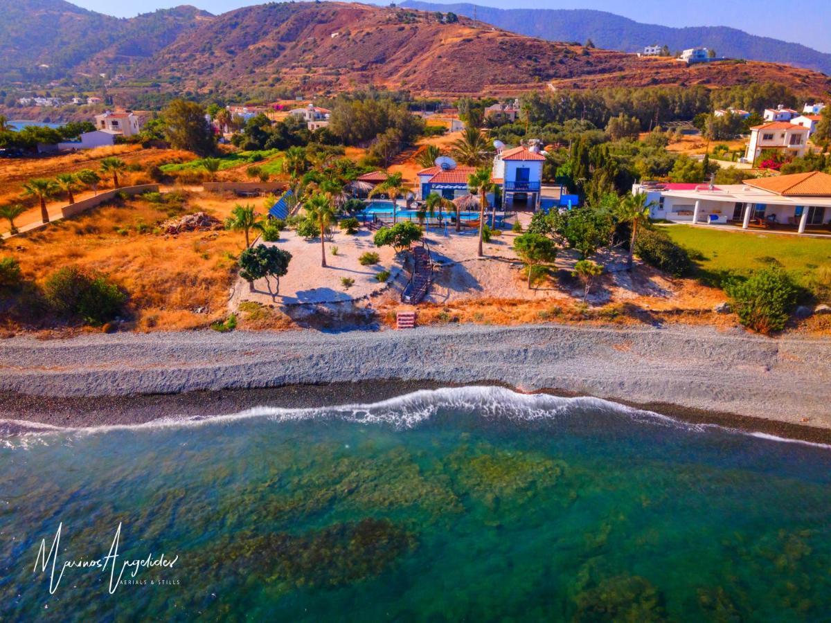 Astrofegia Beachfront Villa Pomos Exterior foto