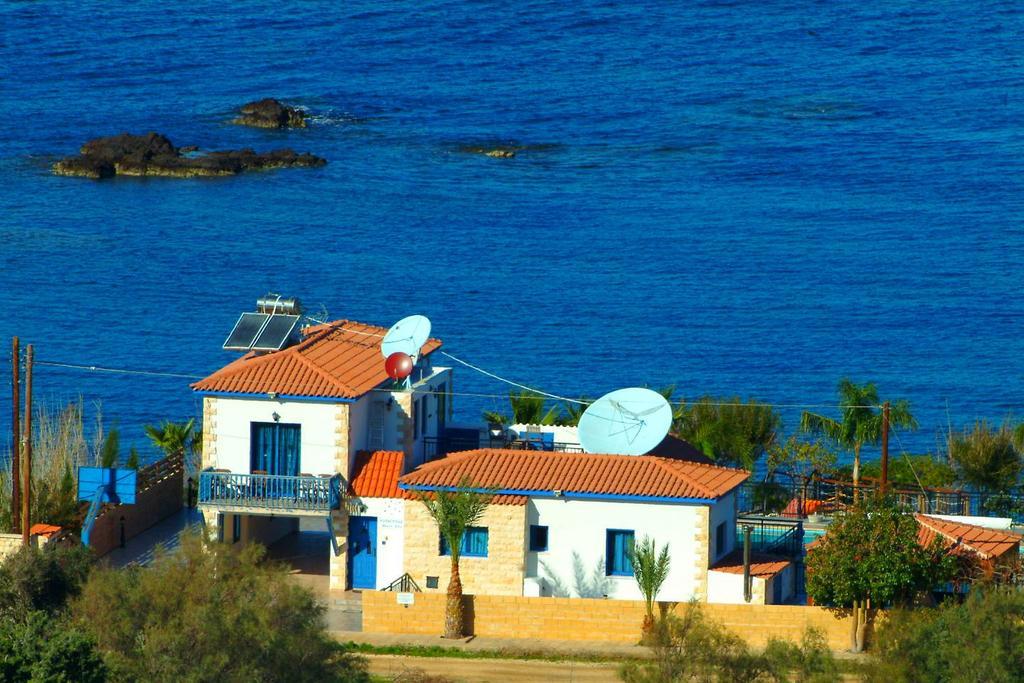 Astrofegia Beachfront Villa Pomos Cameră foto